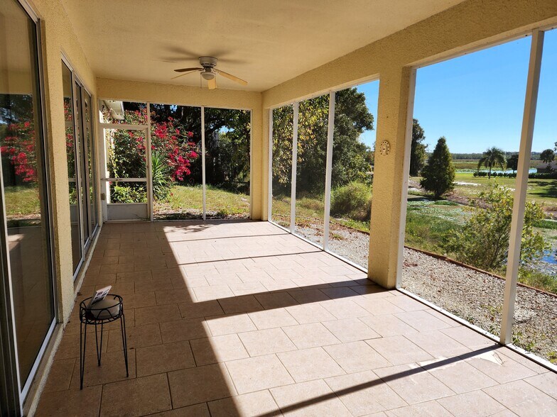 Building Photo - 223 Golf Aire Blvd