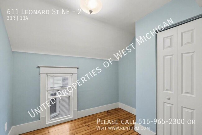 Building Photo - 611 Leonard St NE