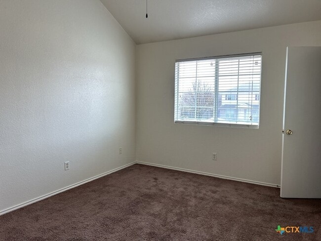 Building Photo - 2709 Vernice Loop