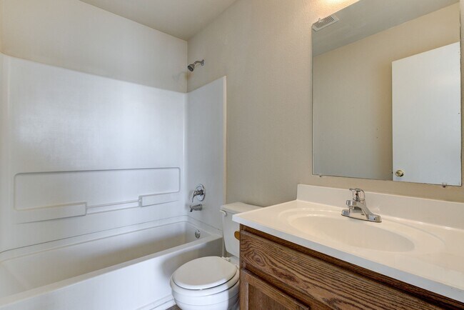 Building Photo - ***APPLICATION CURRENTLY UNDER REVIEW***Tw...