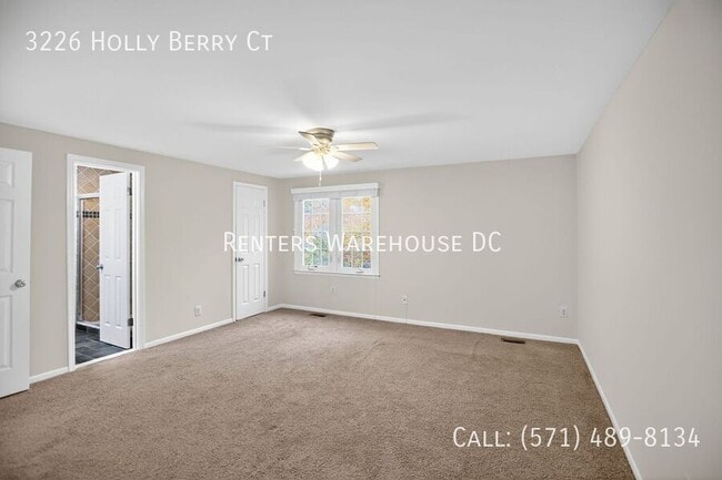 Building Photo - 3226 Holly Berry Ct