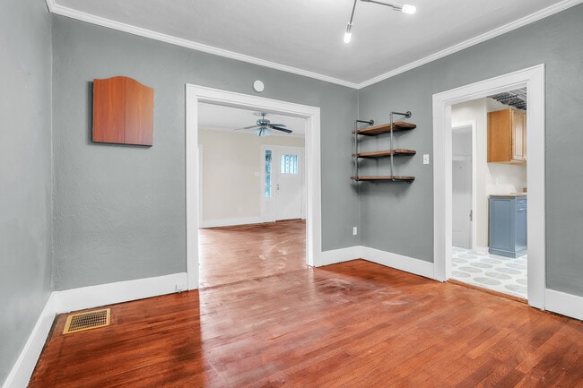 Building Photo - 1644 McFarland Rd