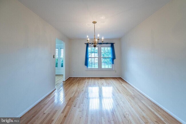 Building Photo - 3133 Windwood Farms Dr