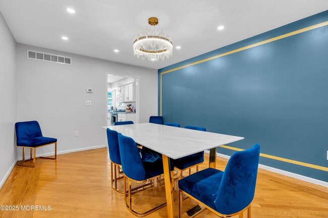 Building Photo - 210 Wingate Ct