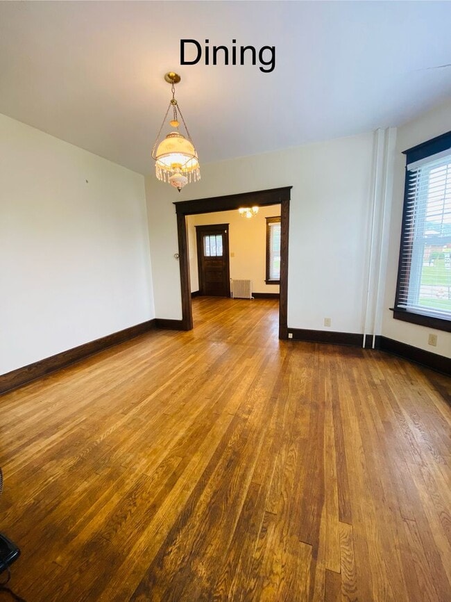 Building Photo - Spacious home on Colegate Drive