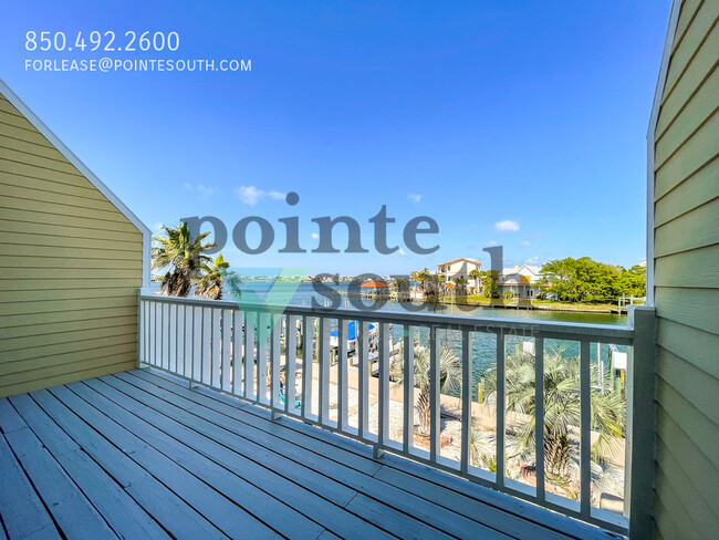 Building Photo - Waterfront 2BD/1.5BA with boat slip AND lift!