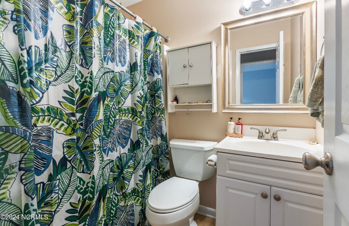 Building Photo - 4905 Pompano Ct