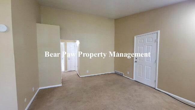 Building Photo - "Charming 2-Bed Condo with Cozy Fireplace in Scenic Evergreen!"