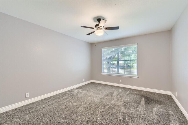 Building Photo - 1803 Lloydminister Way