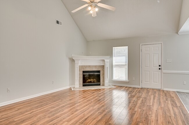 Building Photo - 409 Urial Dr