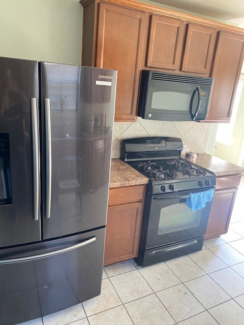 Building Photo - 1426 Joy Oaks Ln