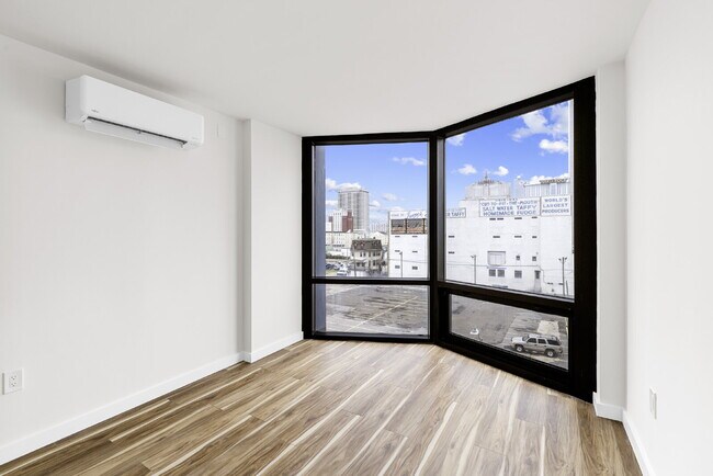 Building Photo - Boardwalk House A-03 | Spacious 1BR, 528 SF