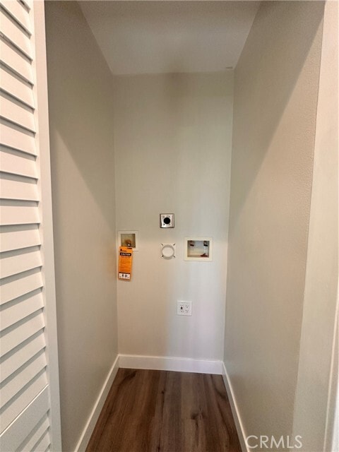 Building Photo - 211 E Walnut Ave