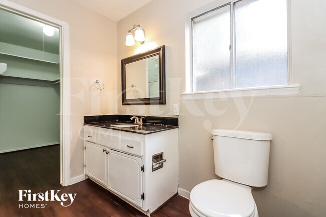 Building Photo - 17538 Bonnie Sean Dr