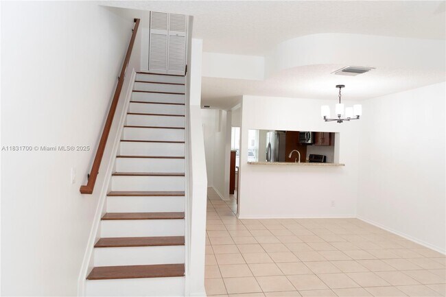 Building Photo - 150 SW 96th Terrace