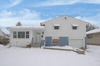 Building Photo - 1414 Shanley Dr