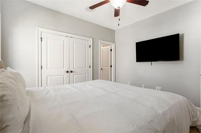 Building Photo - 6408 Radiant Trace