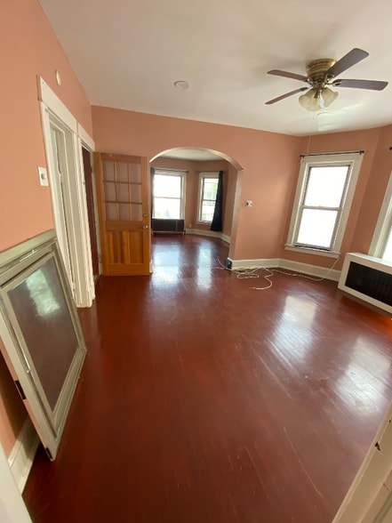 Building Photo - 1122 Willett St