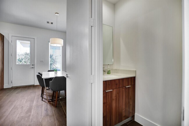 Building Photo - 5507 Robusto Pl