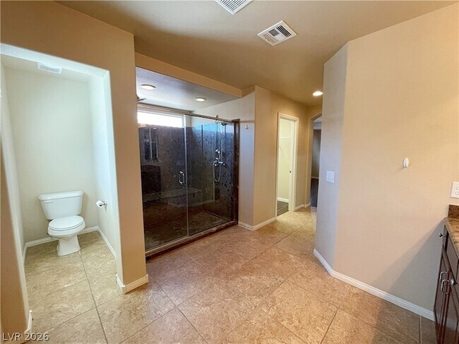 Building Photo - 10965 Pinion Woods Ct