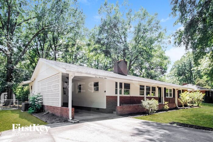 Building Photo - 4003 Broadacres Dr