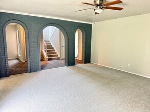 Building Photo - Spacious 4-Bedroom Yukon Home Full of Char...