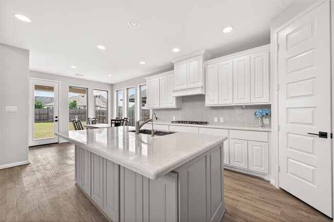Building Photo - 7438 Denali Dr