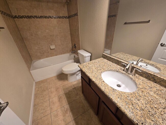 Building Photo - Ranch home with main floor master, 4 bed 3 bath Ranch home in Frederick