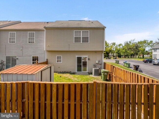 Building Photo - 11011 Coreys Way