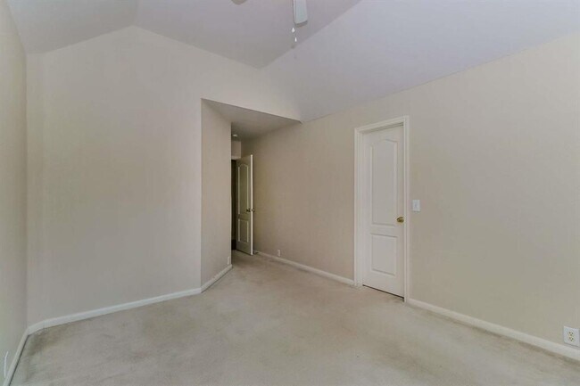 Building Photo - 5357 Austral Loop
