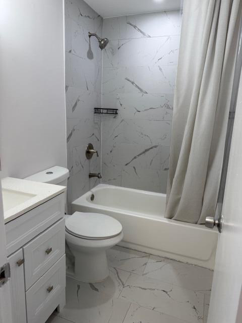 Building Photo - 9448 Saddlebrook Dr