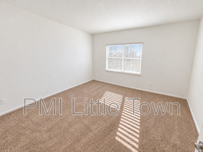 Building Photo - 24646 E Florida Ave
