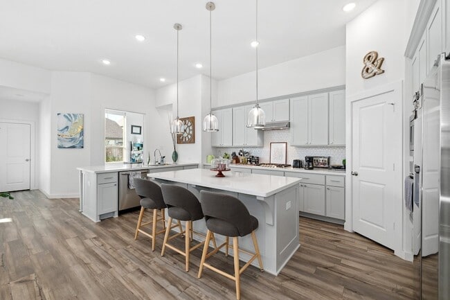 Building Photo - 23607 Bottlebrush Terrace Trl