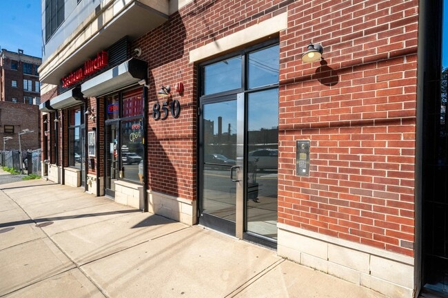 Building Photo - 850 Newark Ave