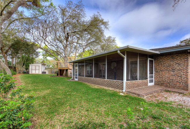 Building Photo - 202 Kettering Ct