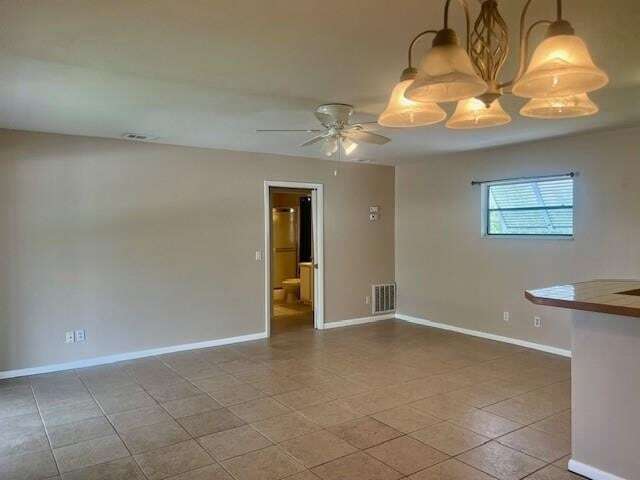Building Photo - 1132 Breezy Way