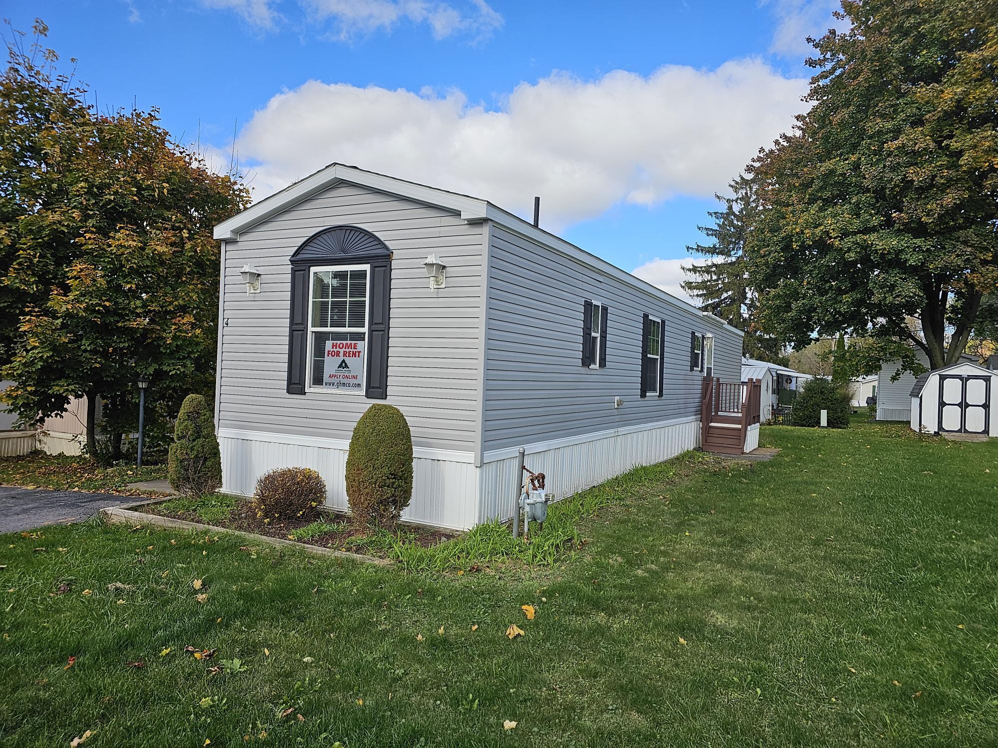 Another view - 4 Arbor Pl