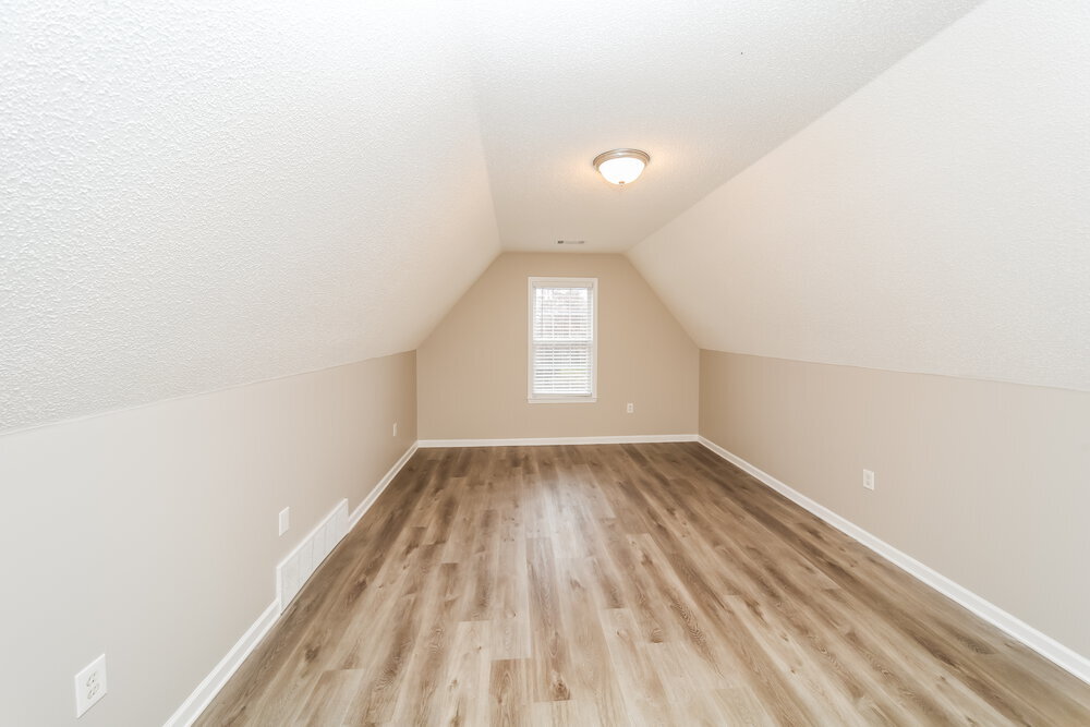 Building Photo - 9264 Tamhaven Dr