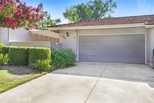 Building Photo - 744 Pebble Beach Dr