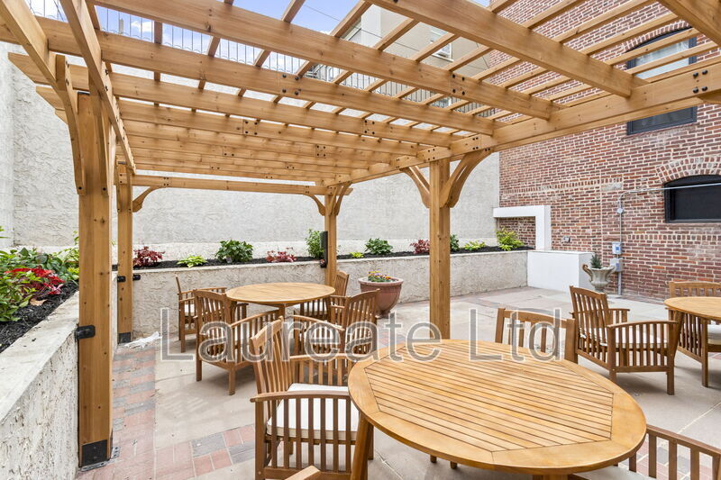 Building Photo - 1490 Lafayette St