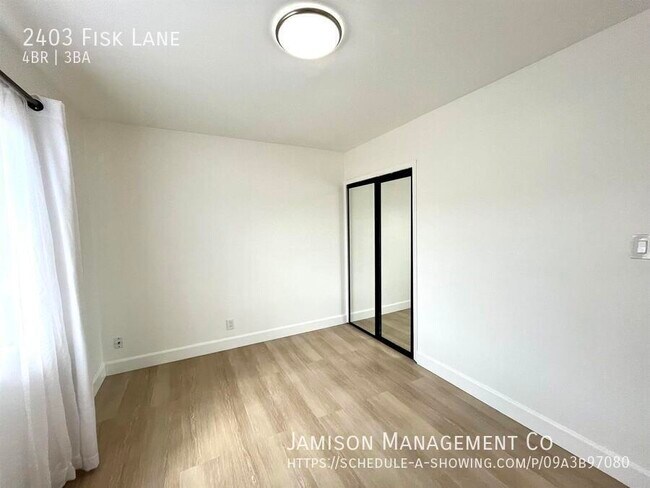 Building Photo - 2403 Fisk Ln