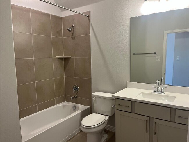 Building Photo - 244 Rubber Tree Wy