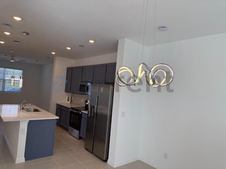 Building Photo - 17568 Northlake Grv Dr