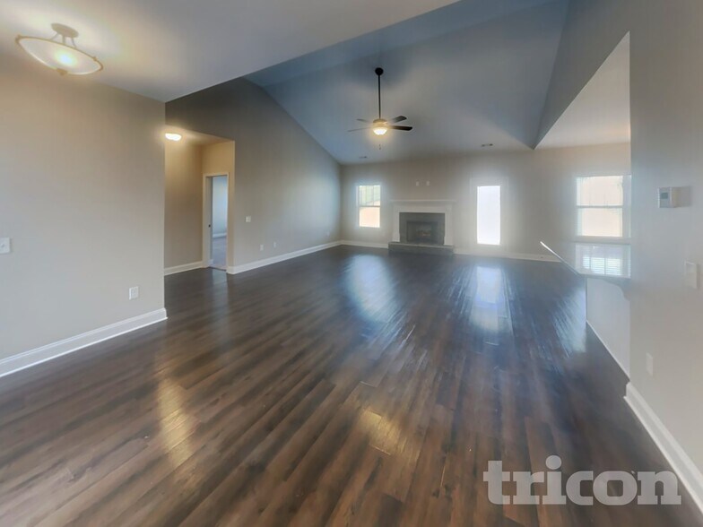 Building Photo - 150 Brookhaven Dr
