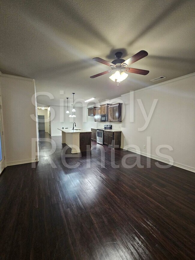 Building Photo - 509 Baylor Dr