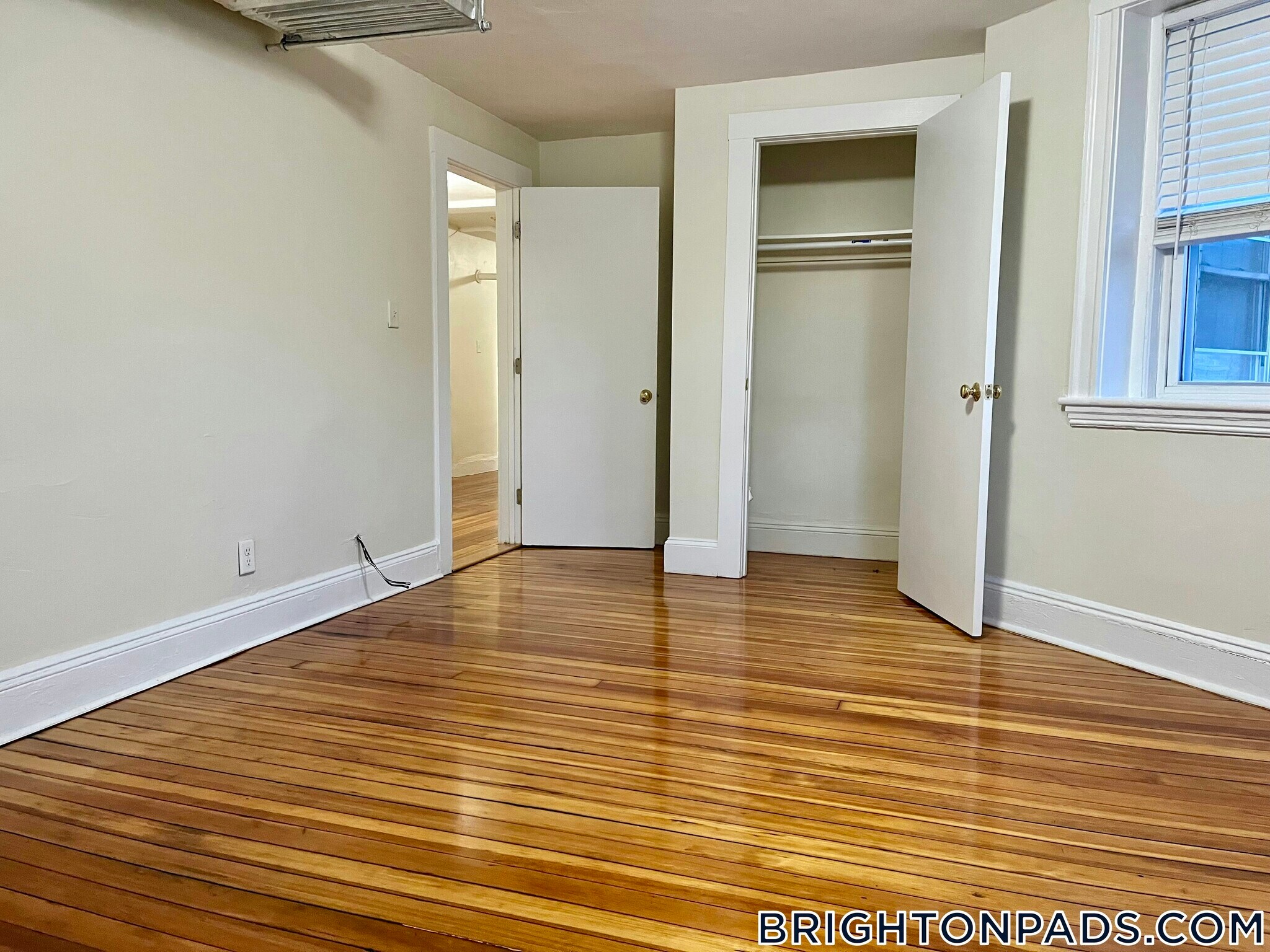 Building Photo - 7 Mt Hood Rd