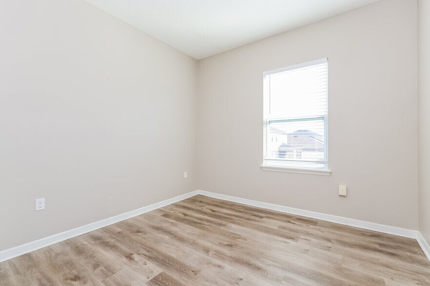 Building Photo - 11549 Tangle Stone Dr