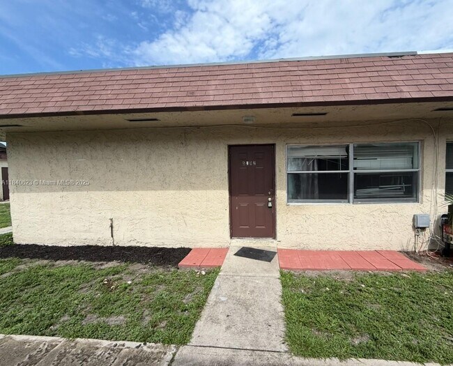 Primary Photo - 5402 NW 24th Ct