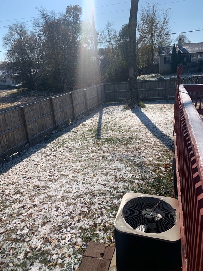 Building Photo - 205 Holland Ridge Dr