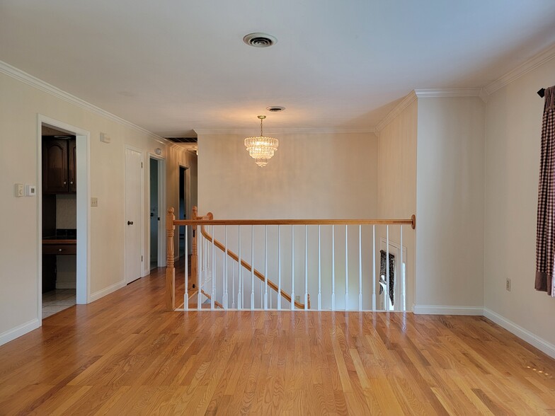 Building Photo - 280 Yummerdall Rd